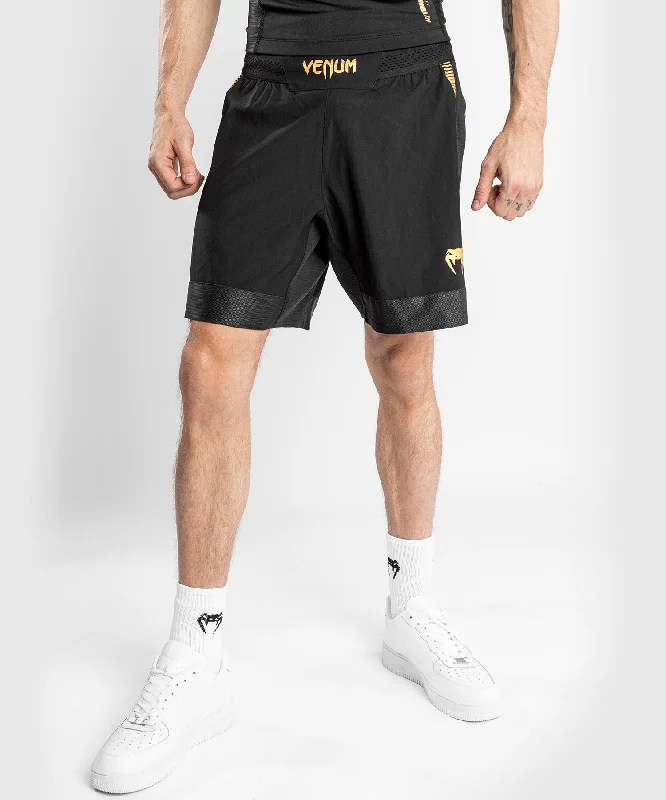 Venum Tempest 2.0 Fightshorts – Black/Gold