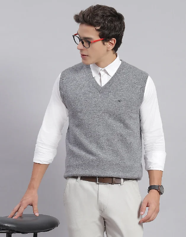 Men Grey Melange Solid V Neck Sleeveless Sweater